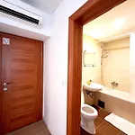 Medulic Palace & 2 بيت ضيافة 3*