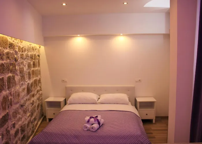 Gasthuis Medulic Palace & 2 3*