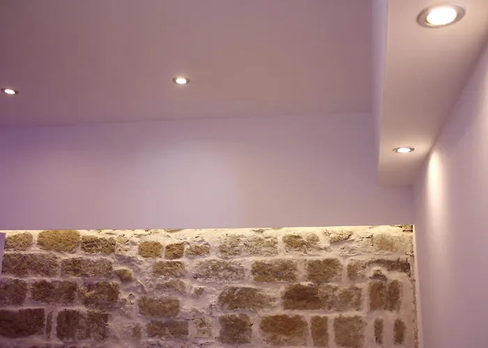 Gasthuis Medulic Palace & 2 3*